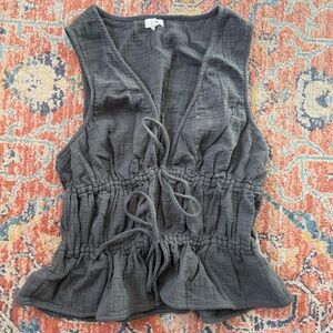 American Eagle Outfitters Gray Sleeveless Top